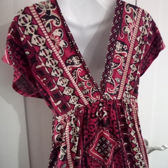 Boho Tunic Dress Plunge Neckline Red/Black Geo Pattern Dolman Sleeve - Picture 7 of 12